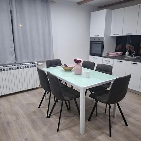 Sweet Dreams Apartment 1 Varazdin Ngoại thất bức ảnh